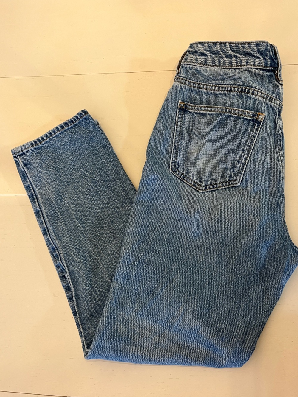 Pacsun High Waisted Mom Jeans size 25